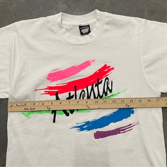 Vintage Medium Atlanta Graphic T-Shirt Size Medium 17x27” 90s White - Picture 3 of 5